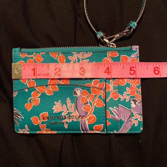 Kate spade wristlet - Picture 4 of 4